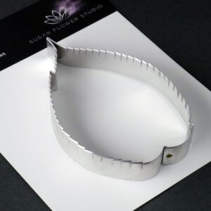 Blackberry Botanically Correct Large Leaf Cutter By Robert Haynes